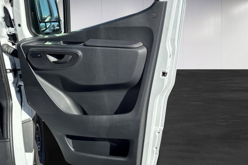 Mercedes Sprinter bild 12