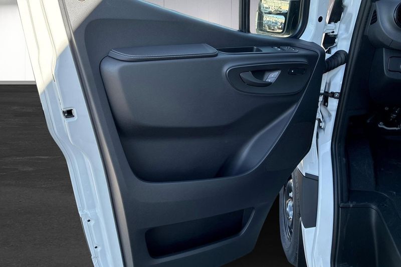 Mercedes Sprinter bild 9