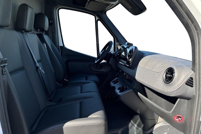 Mercedes Sprinter bild 14