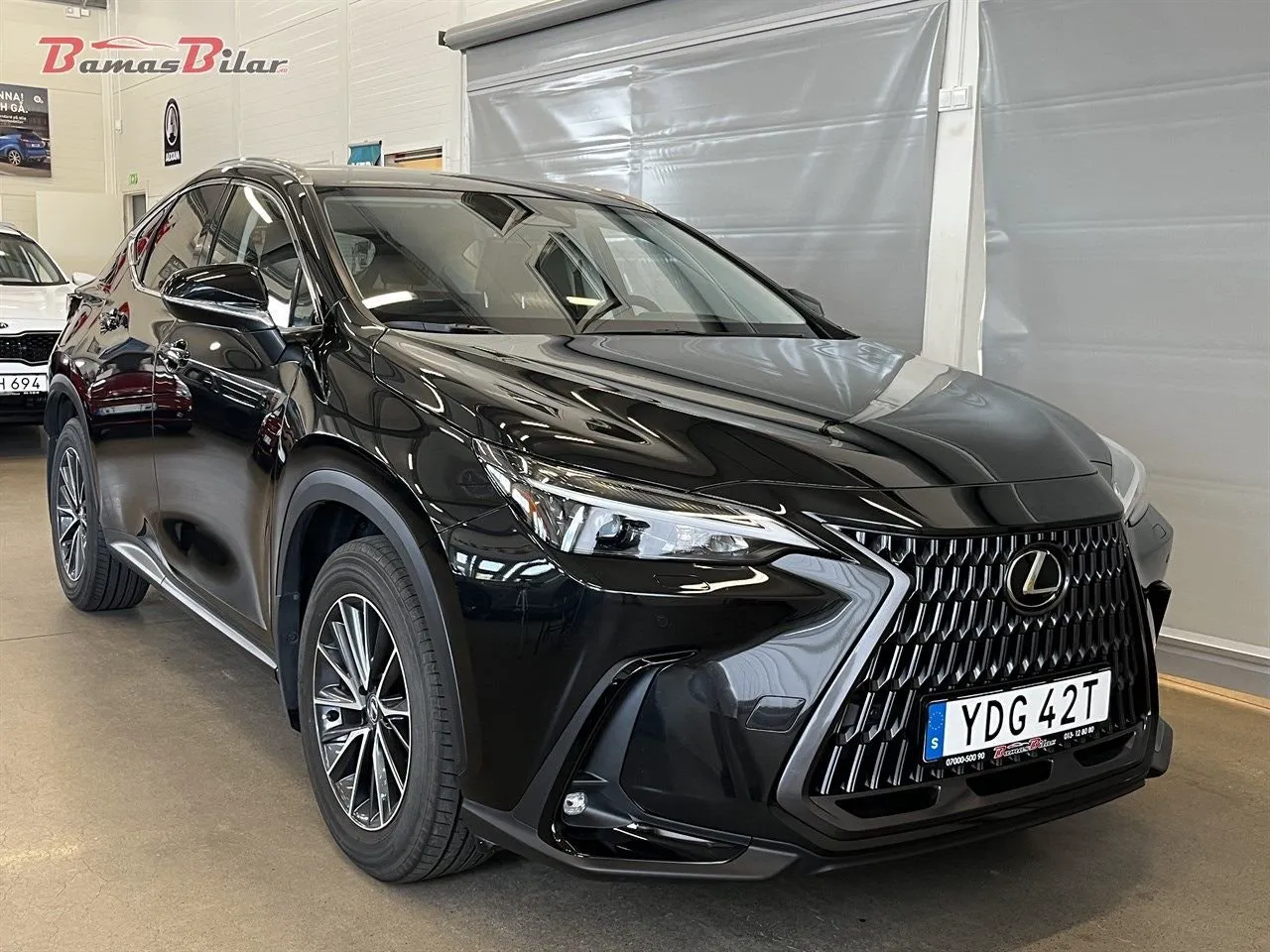 Vehicle image 6