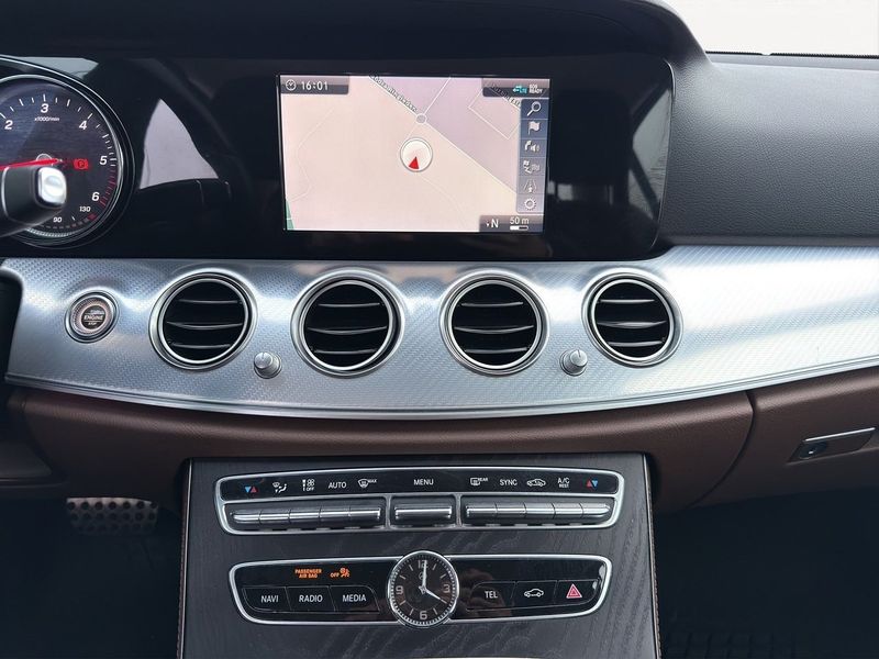 Mercedes E220 bild 13