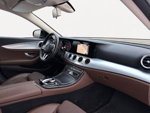 Mercedes E220 bild 21