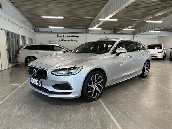 Volvo V90 T4 Momentum Värmare Kamera Drag Pilot assist 2-Ägare - 2019
