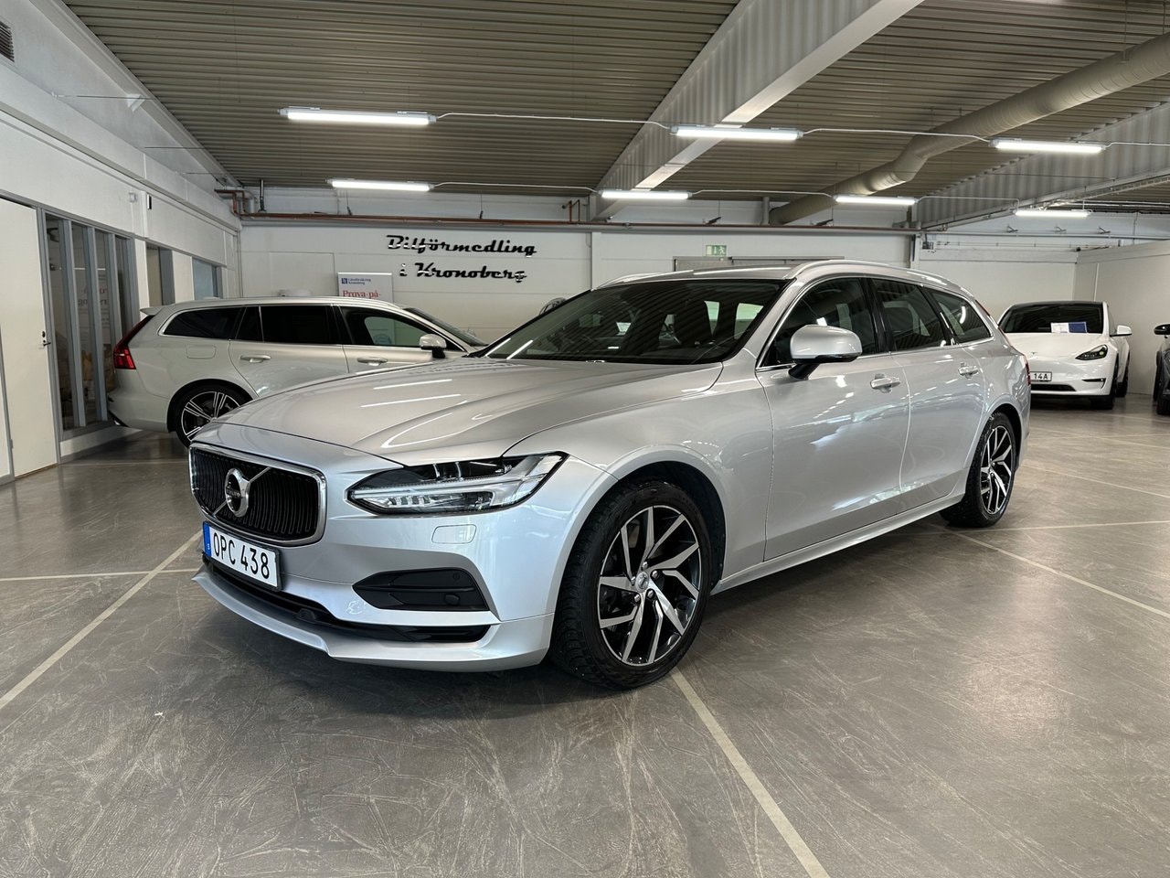 Volvo V90