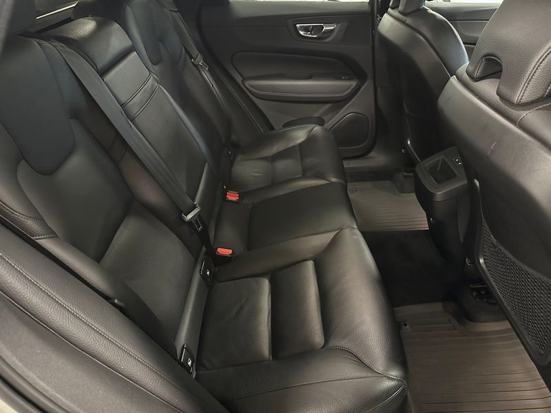 Volvo XC60 bild 8