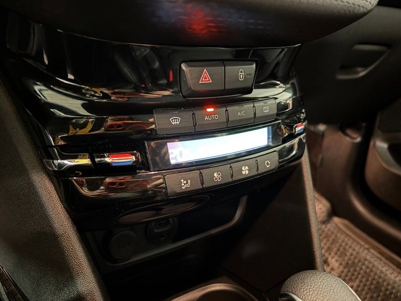 Peugeot 2008 bild 11