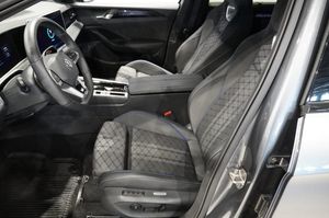Volkswagen Passat bild 4