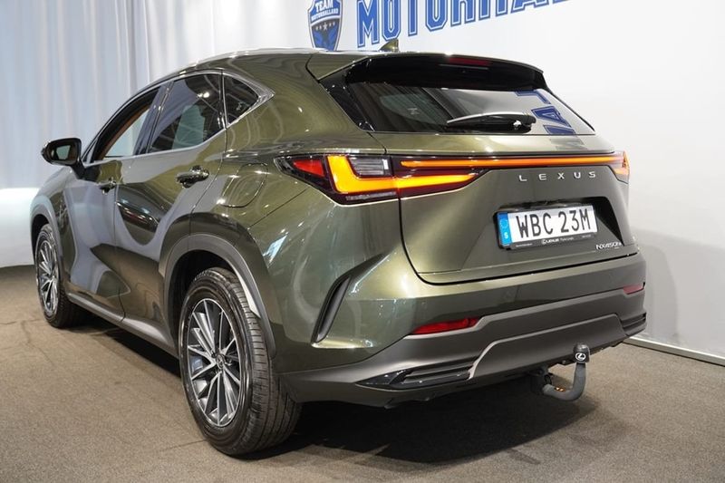 Lexus NX bild 3