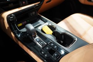 Lexus NX bild 19