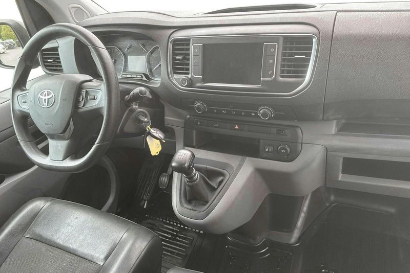 Toyota Proace bild 6