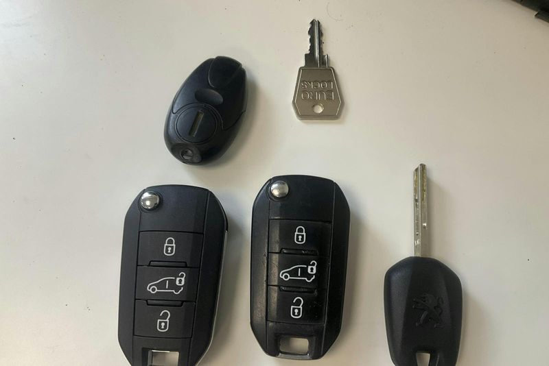 Peugeot Partner bild 12