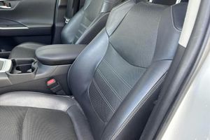 Toyota RAV4 bild 16