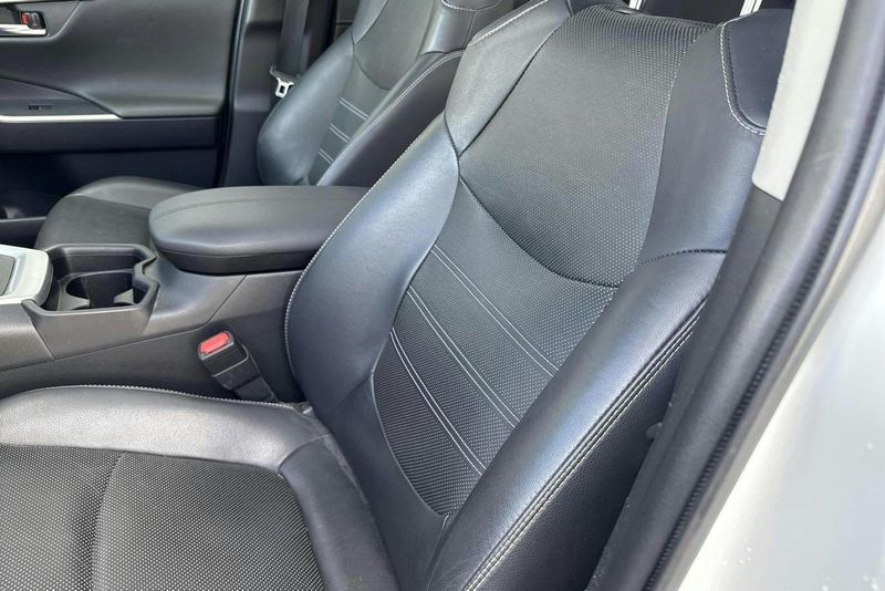Toyota RAV4 bild 16