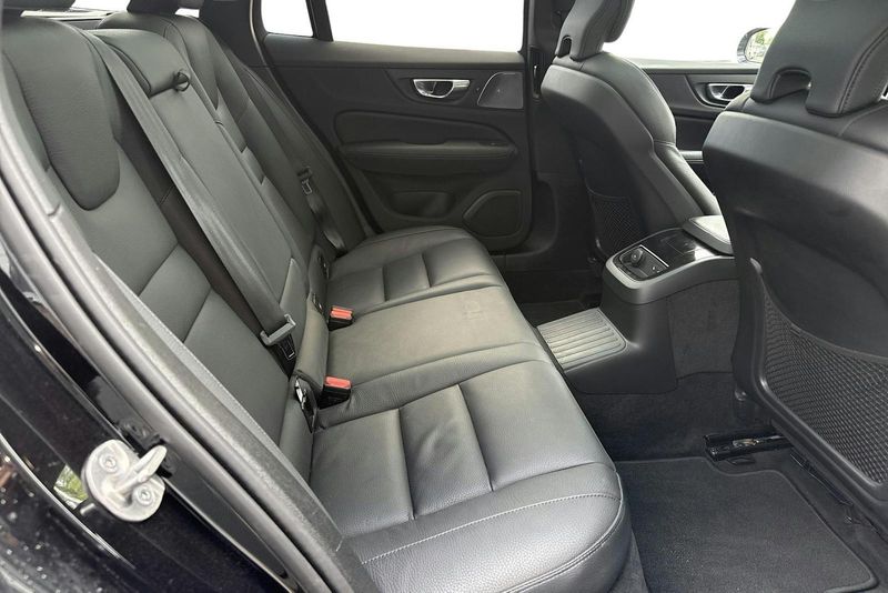 Volvo V60 bild 8