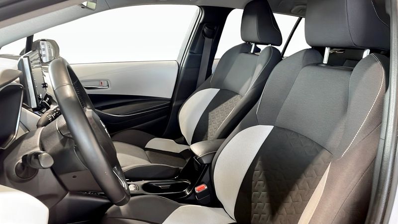 Toyota Corolla bild 8
