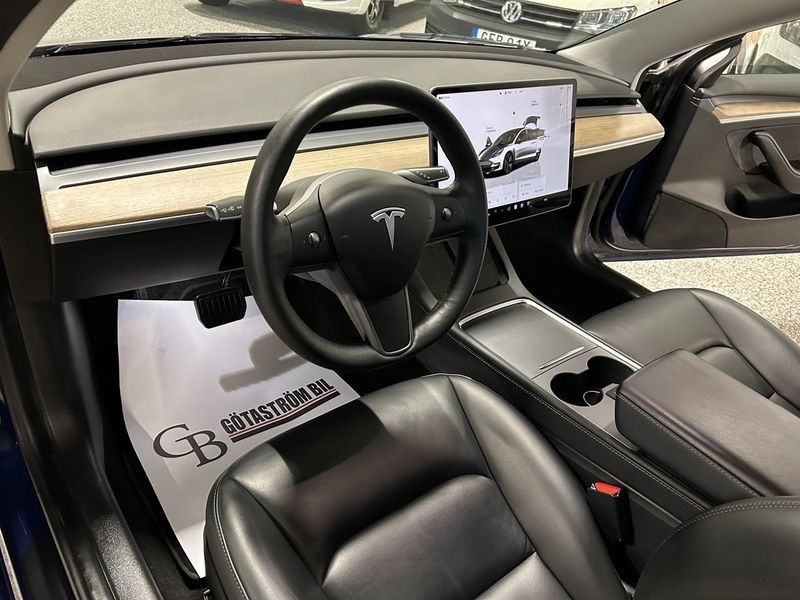 Tesla Model 3 bild 12