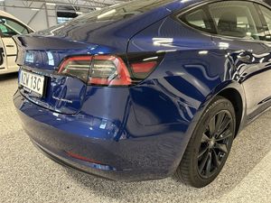 Tesla Model 3 bild 8