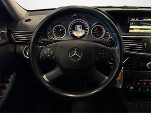 Mercedes E250 bild 14