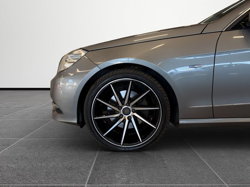 Mercedes E250 bild 23
