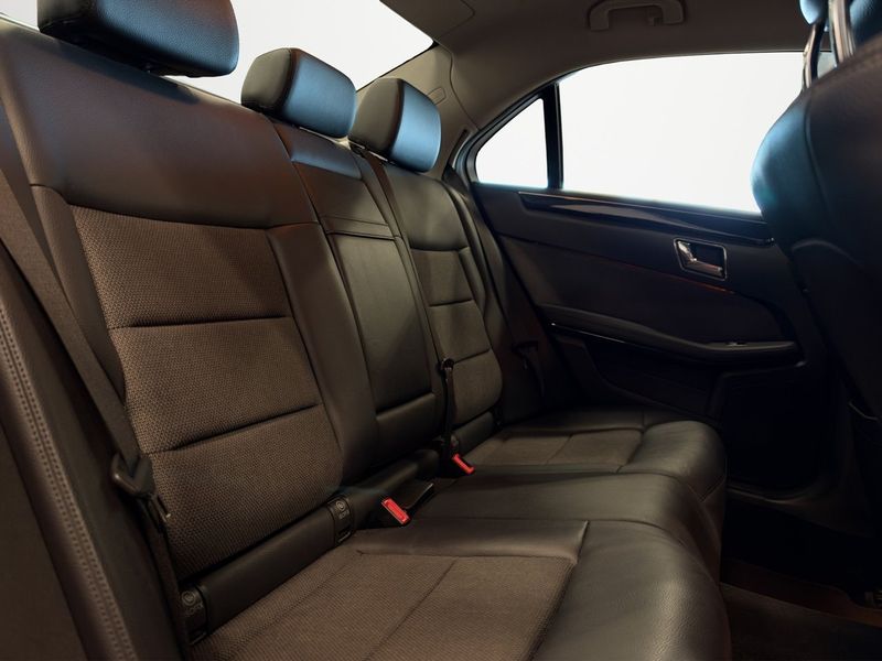 Mercedes E250 bild 13