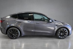 Tesla Model Y bild 5