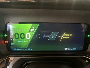 Renault 4 E-Tech bild 13