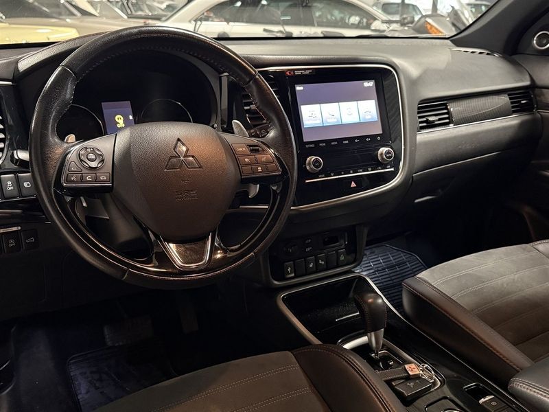 Mitsubishi Outlander bild 6