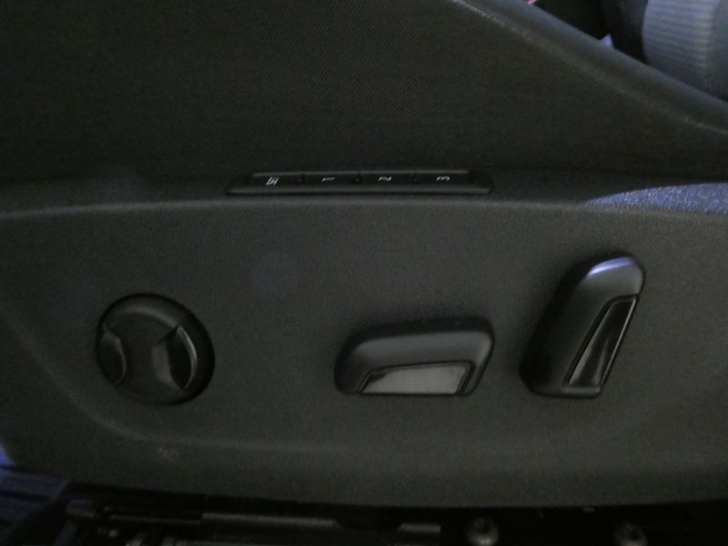 Skoda Enyaq bild 16