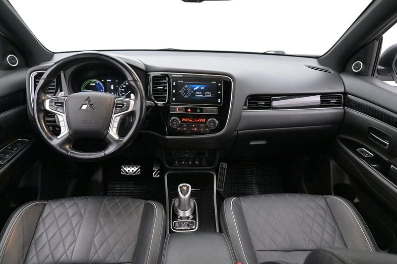 Mitsubishi Outlander bild 6