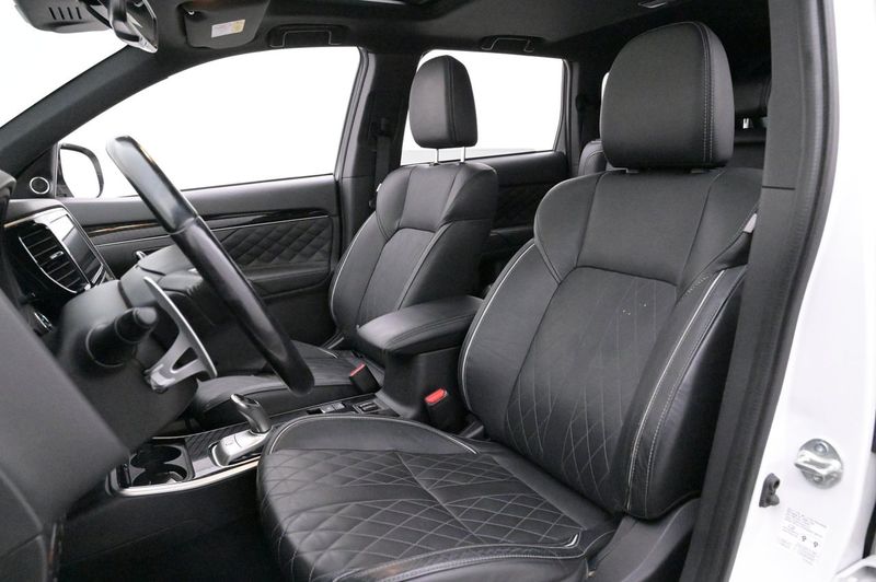 Mitsubishi Outlander bild 9