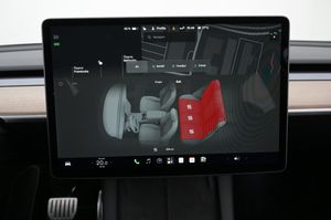 Tesla Model Y bild 16