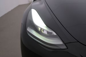 Tesla Model Y bild 26