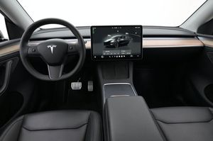 Tesla Model Y bild 6