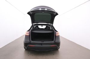 Tesla Model Y bild 23