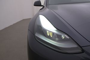 Tesla Model 3 bild 26