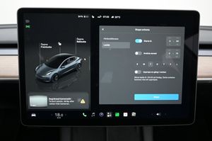 Tesla Model 3 bild 14