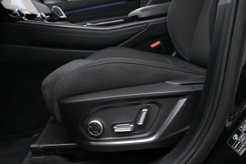 Lynk & Co 01 bild 11