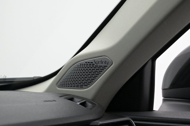 Lynk & Co 01 bild 14