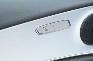 Mercedes E300 bild 11