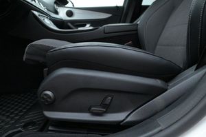 Mercedes E300 bild 12