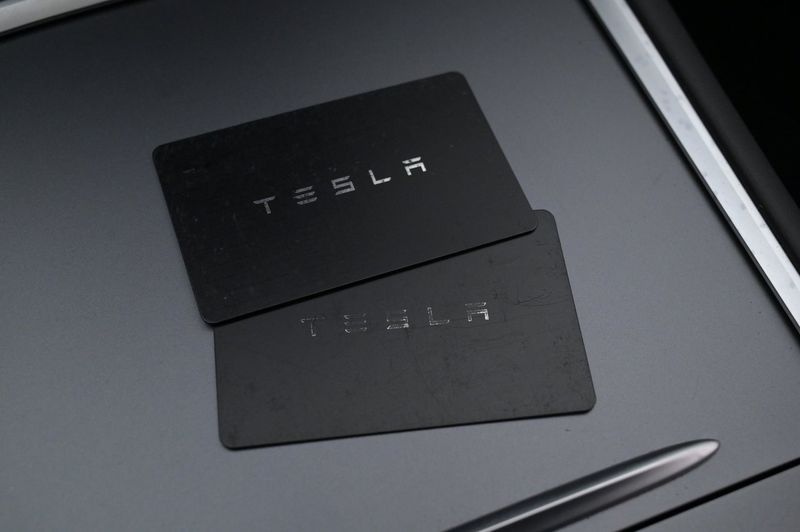 Tesla Model Y bild 23