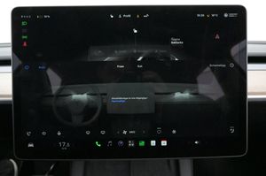Tesla Model Y bild 19