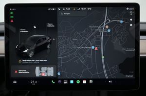 Tesla Model Y bild 17