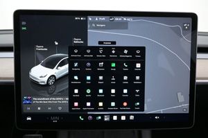 Tesla Model Y bild 18
