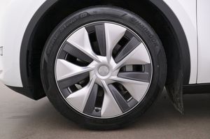 Tesla Model Y bild 27