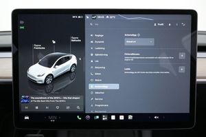 Tesla Model Y bild 12