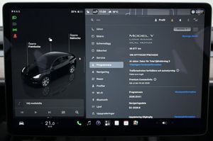 Tesla Model Y bild 9