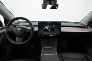 Tesla Model Y bild 6
