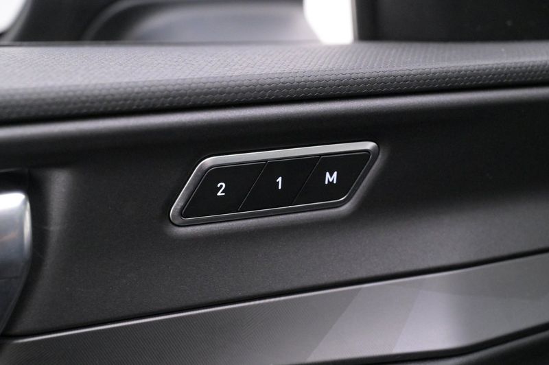 Lynk & Co 01 bild 11
