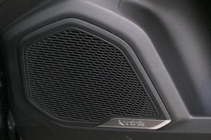 Lynk & Co 01 bild 13